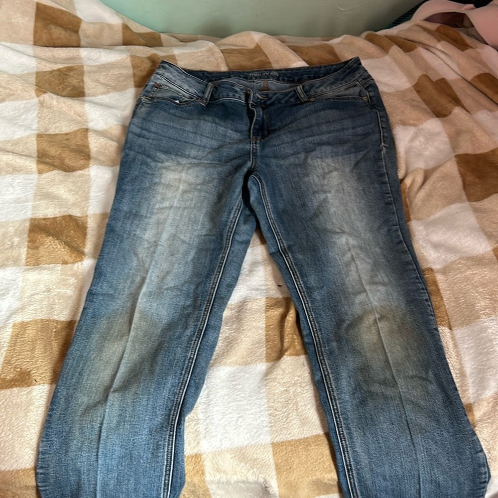 maurice’s straight leg jeans